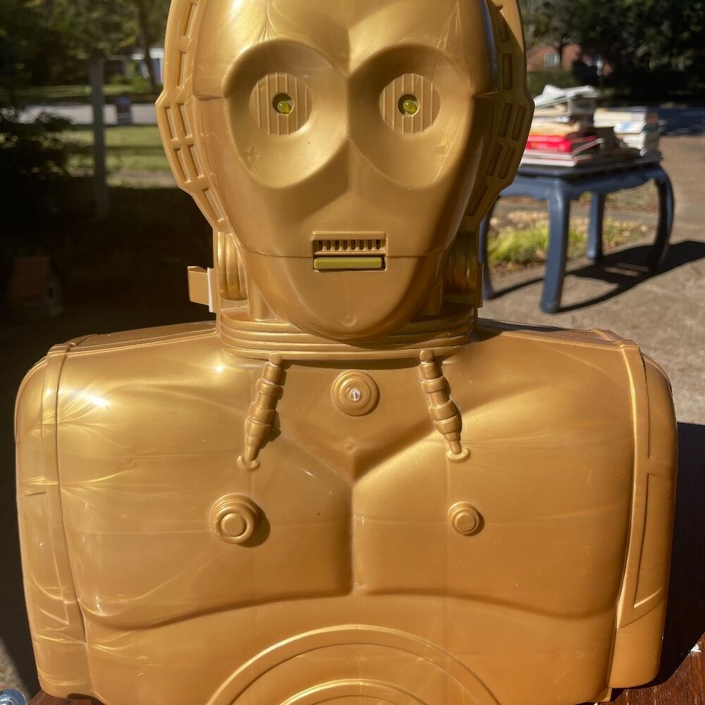star wars 3cpo lighted figure head  with action figures